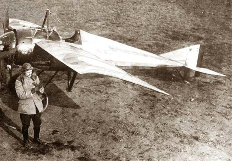 26. ¿Cuándo aterrizó el primer avión en Puerto Vallarta